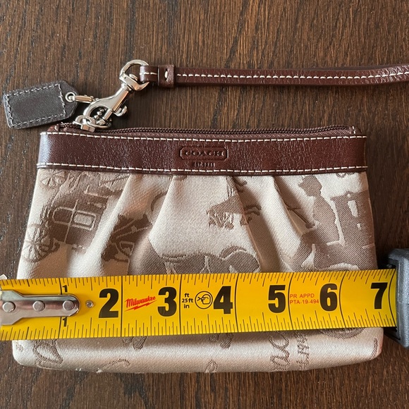COACH Horse & Carriage Wristlet - Picture 2 of 4